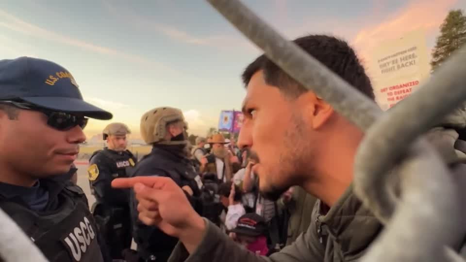 اشتباكات في قاعدة خفر السواحل بخليج سان فرانسيسكو