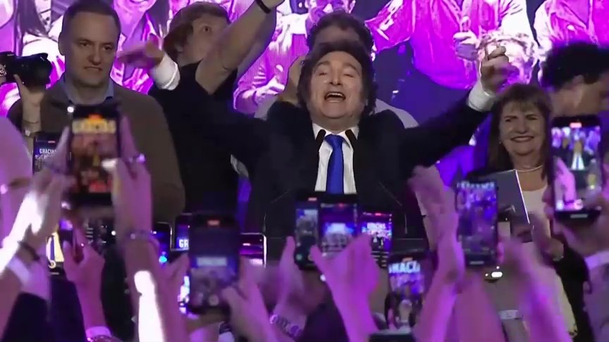 حزب ميلي يحقق فوزًا كبيرًا في انتخابات الأرجنتين