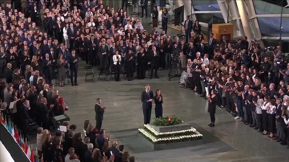 إسبانيا تحيي ذكرى عام على فيضانات فالنسيا المميتة