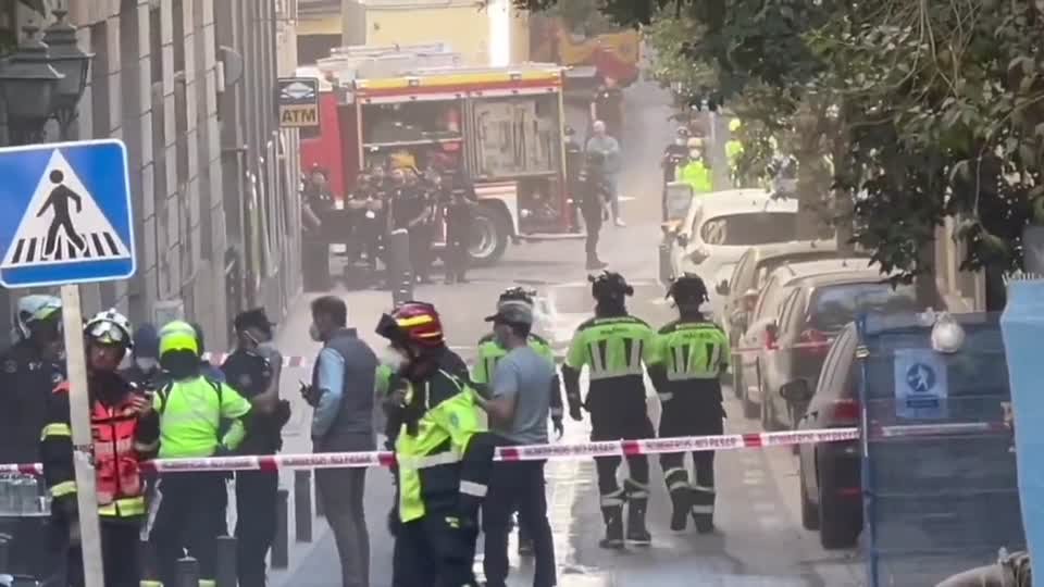 انهيار مبنى في مدريد يودي بحياة شخصين