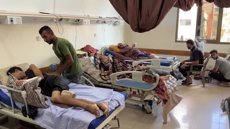 حصيلة حرب غزة تتجاوز ٦٧٬٠٠٠ قتيل بعد عامين