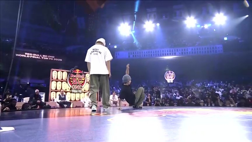 اليابان تحصد إنجازًا مزدوجًا تاريخيًا في نهائي بي سي وان