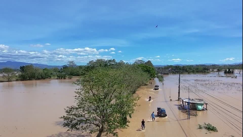 الإعصار الخارق فونغ-وونغ يدمّر لوزون