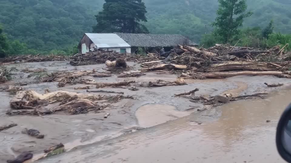 بوليفيا تجري مسحًا لدمار الفيضانات