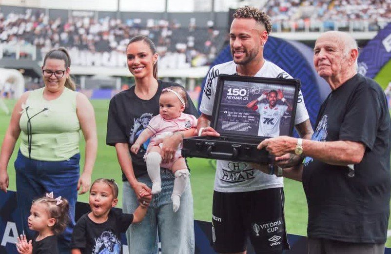 نيمار يستعدّ لجراحة في الركبة