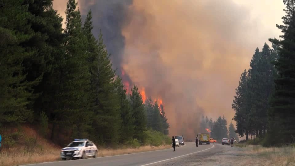حرائق غابات تمتد عبر باتاغونيا الأرجنتينية