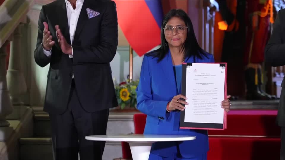 فنزويلا تقر قانون عفو عام