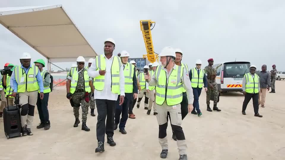 موزمبيق تستأنف مشروع الغاز المسال المتعثر