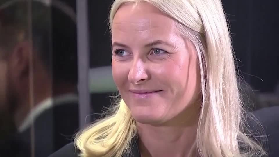 رئيس وزراء النرويج ينتقد ولية العهد