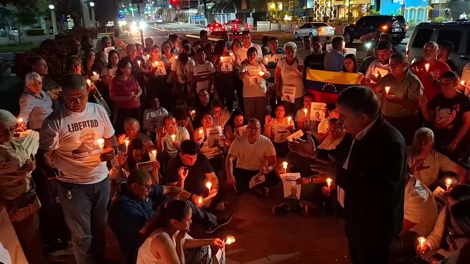 وقفة تطالب بالإفراج عن المعتقلين