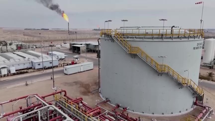 النفط يتجاوز ١٠٠ دولار مع تصاعد مخاوف الحرب