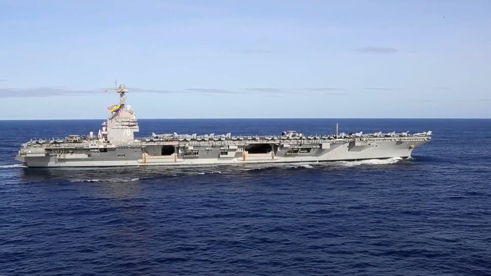 الحرس الثوري يستهدف دعم حاملة أمريكية