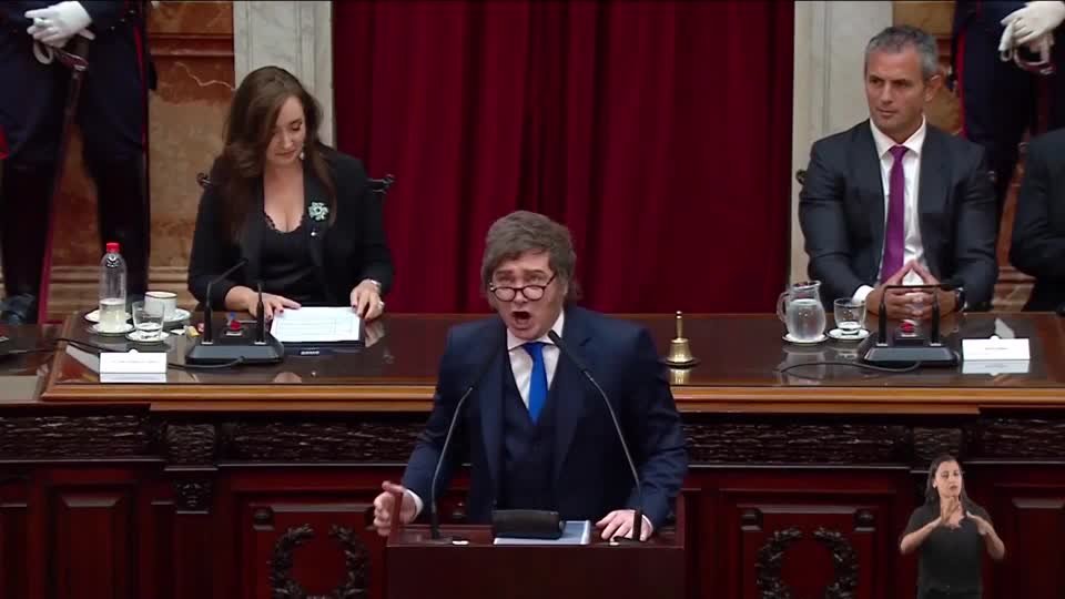 ميلي يدفع بخفض الضرائب وأجندة تجارية