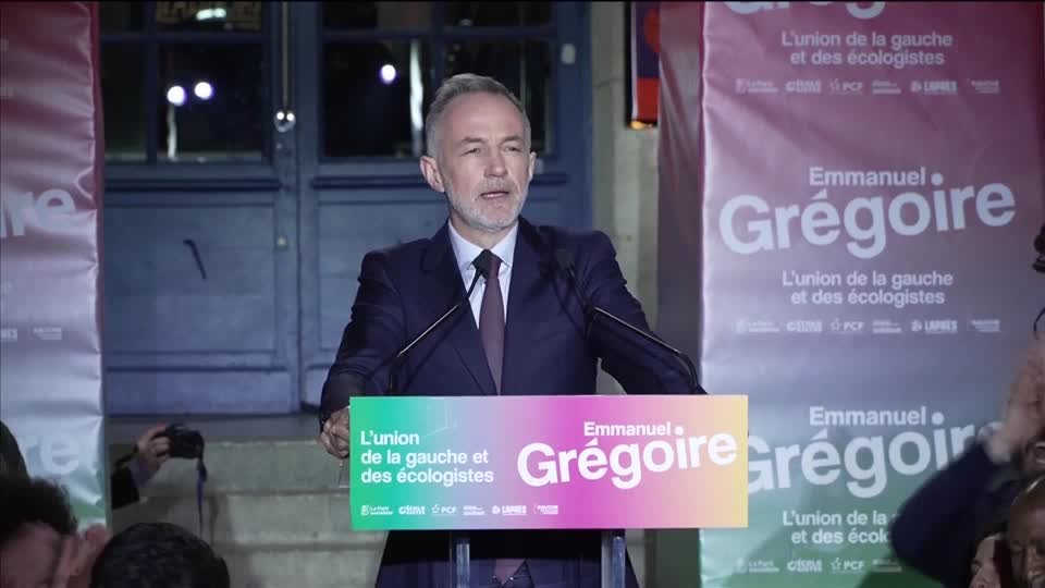 الاشتراكيون يحتفظون برئاسة بلدية باريس