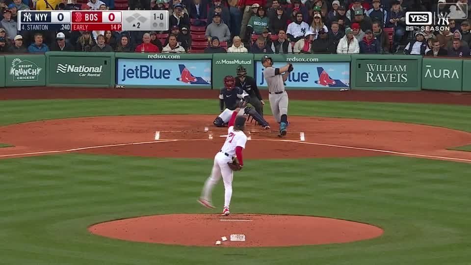 يانكيز يهزمون ريد سوكس بفضل ستانتون