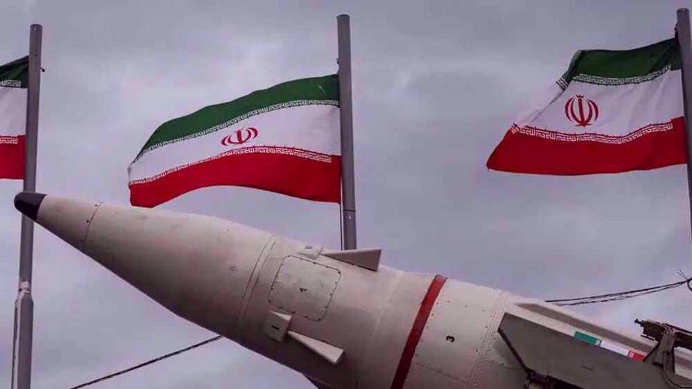 الحرس الثوري الإيراني يقول إنه استهدف قاعدة أمريكية