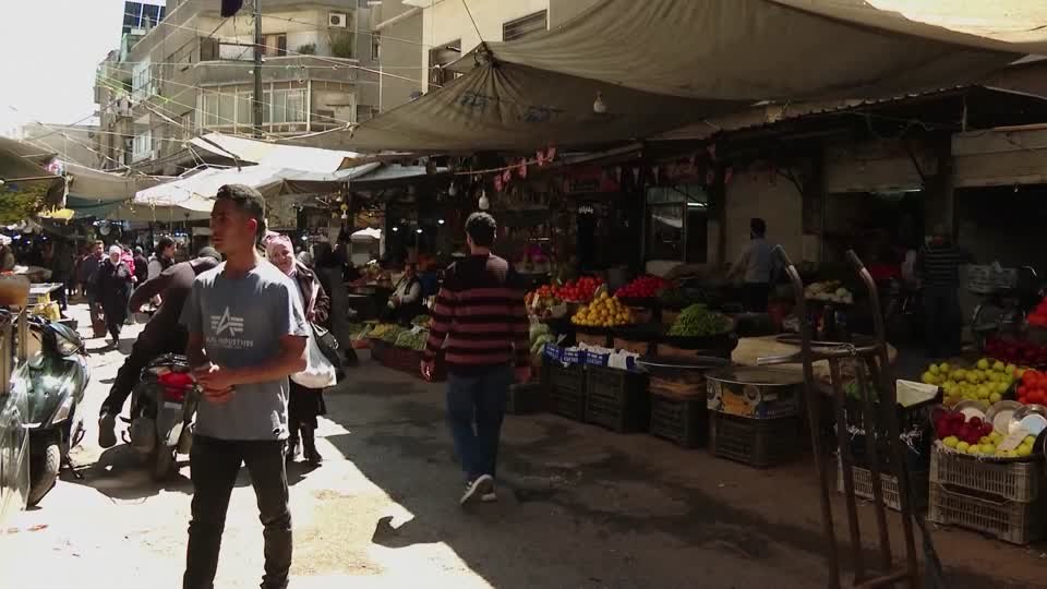 دمشق تواجه ضغوطاً اقتصادية متفاقمة