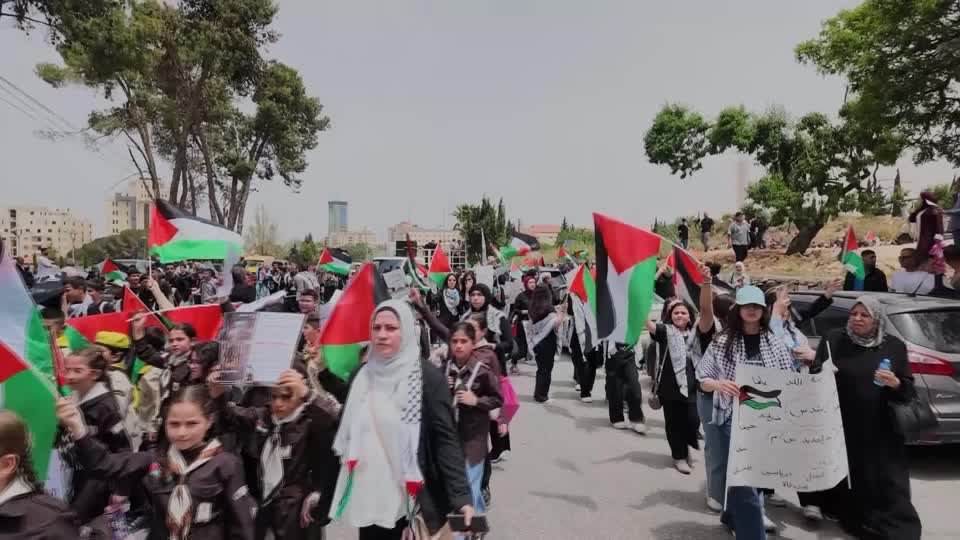 الفلسطينيون يحيون ذكرى النكبة