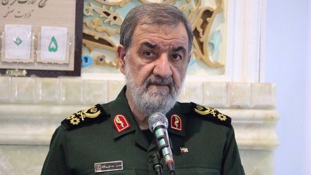تعيين محسن رضائي مسؤولاً أمنياً بارزاً في إيران