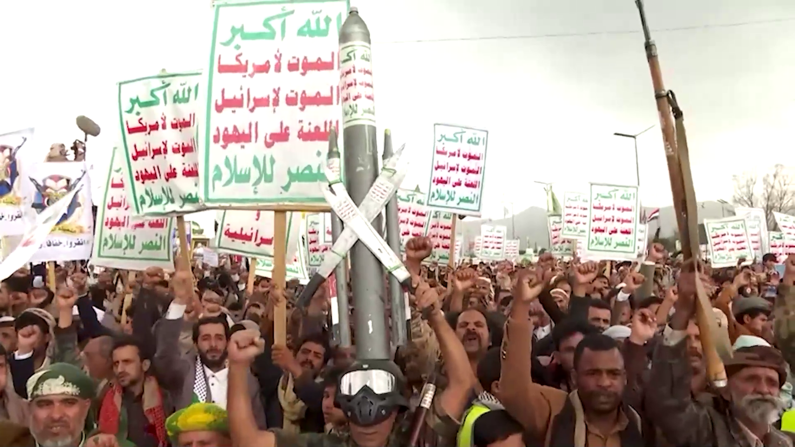 الحوثيون يعلنون تنفيذ هجوم واسع على قوات مدعومة من السعودية