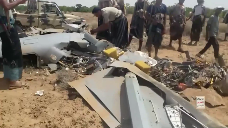 الحوثيون في اليمن يزعمون إسقاط طائرة مسيرة